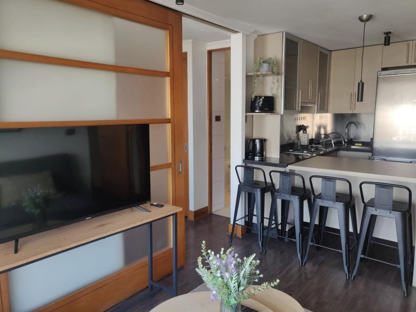 5-guest Providencia Heart Of
